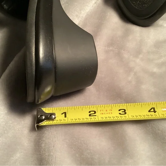 Women’s Black leather sandals. NWT Size 9.5 - Picture 6 of 9